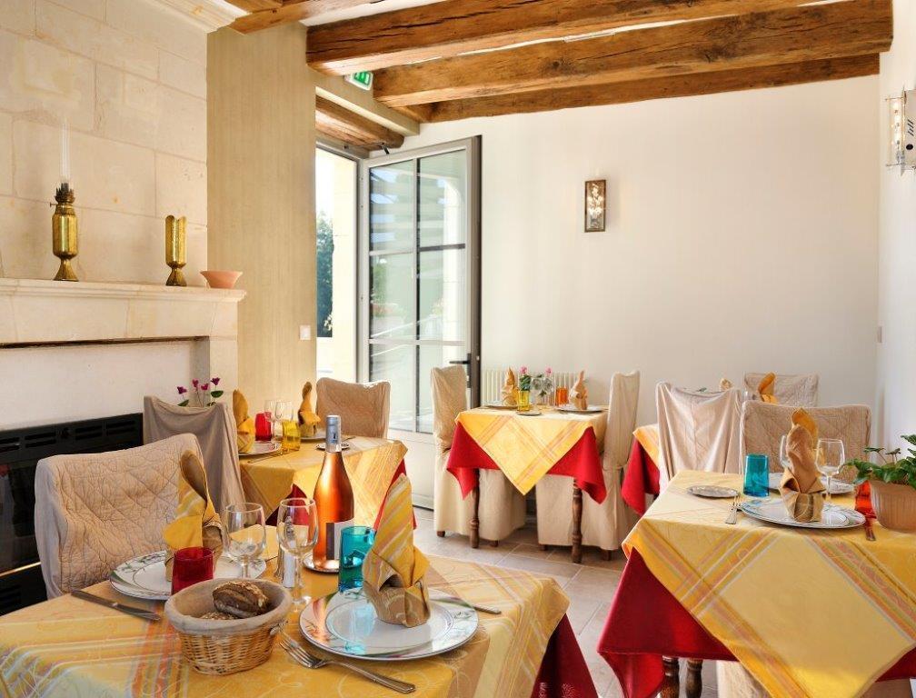Hotel Auberge De La Bonde Logis Ланже Екстериор снимка